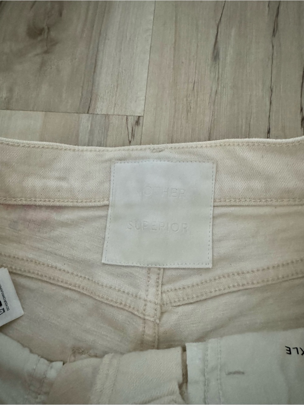 MOTHER Cream Straight-Leg High-Rise Jeans - Picture 6 of 8